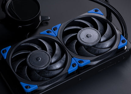 Noctua NF-A12x25 PWM chromax.black.swap - Gemonteerd op een radiator