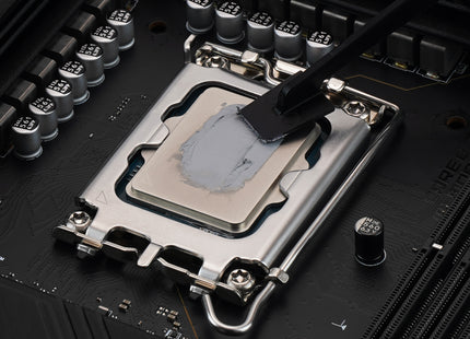 Thermal Grizzly Duronaut 2 gram - Uitsmeren met spatel