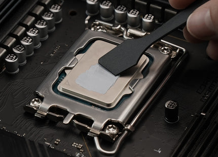 Thermal Grizzly Kryonaut 1 gram - Uitsmeren op CPU